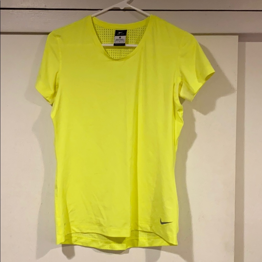 Nike drifit running tee